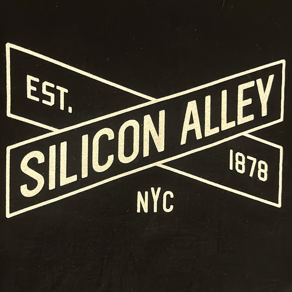 NEW Silicon Alley NYC T-Shirt Large lets go silicon valley Since 1878 - Picture 9 of 9